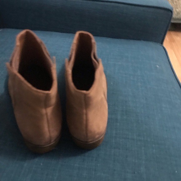 Lucky brand toffee booties - Picture 3 of 4